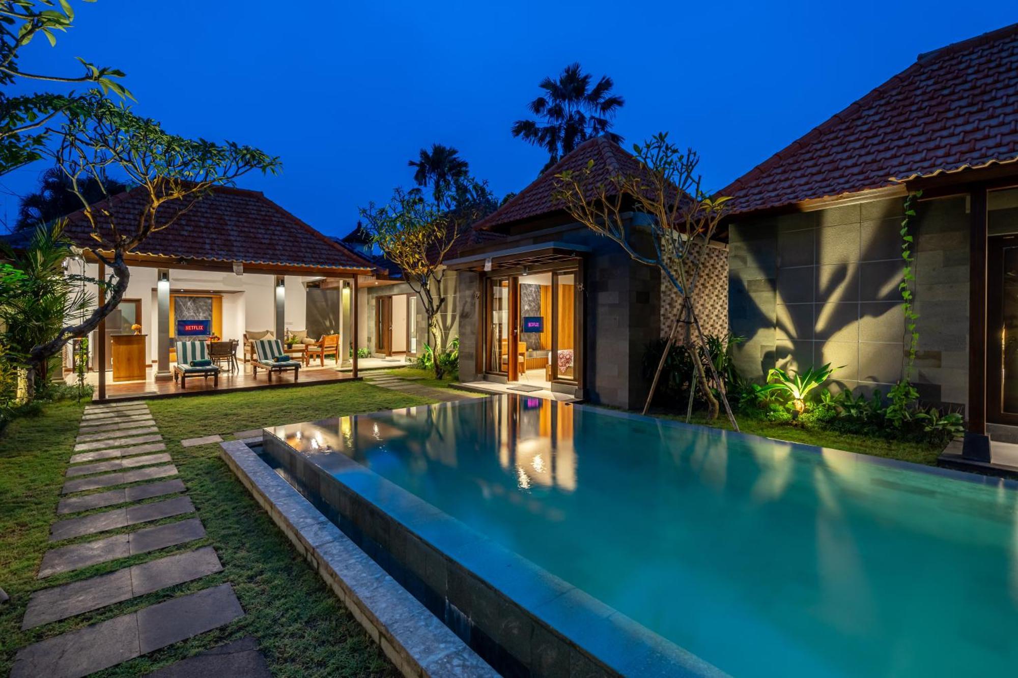 Md 2 Stylish 3 Bedroom W/ Sunny Pool At Prime Eat Street Seminyak (Bali)